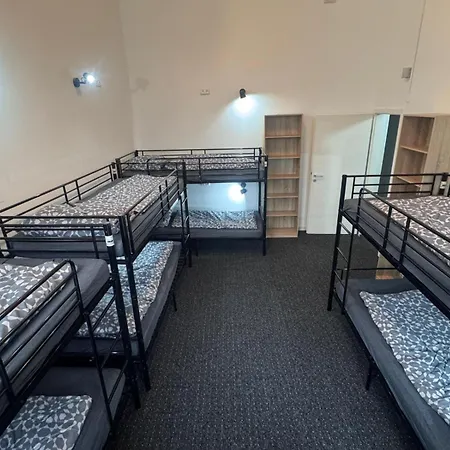 Chill Hostal